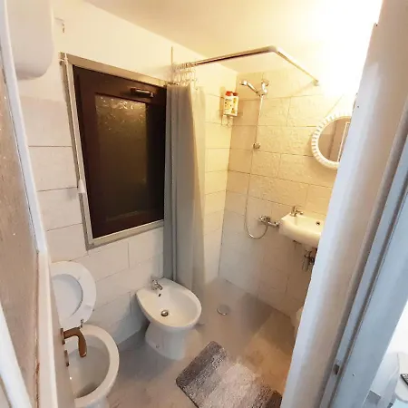 Center Via Roma 22 * 올비아